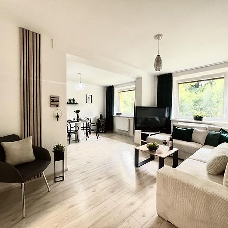 Apartmany New Forest Retreat - U Lesa, S Parkovanim, 300Mbit Internet Jesionik Zewnętrze zdjęcie